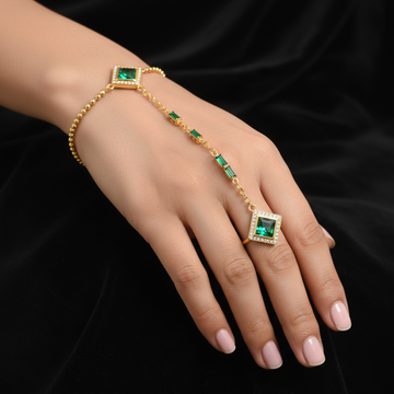 Emerald Hand Chain Set - Female Lifestyle Shot